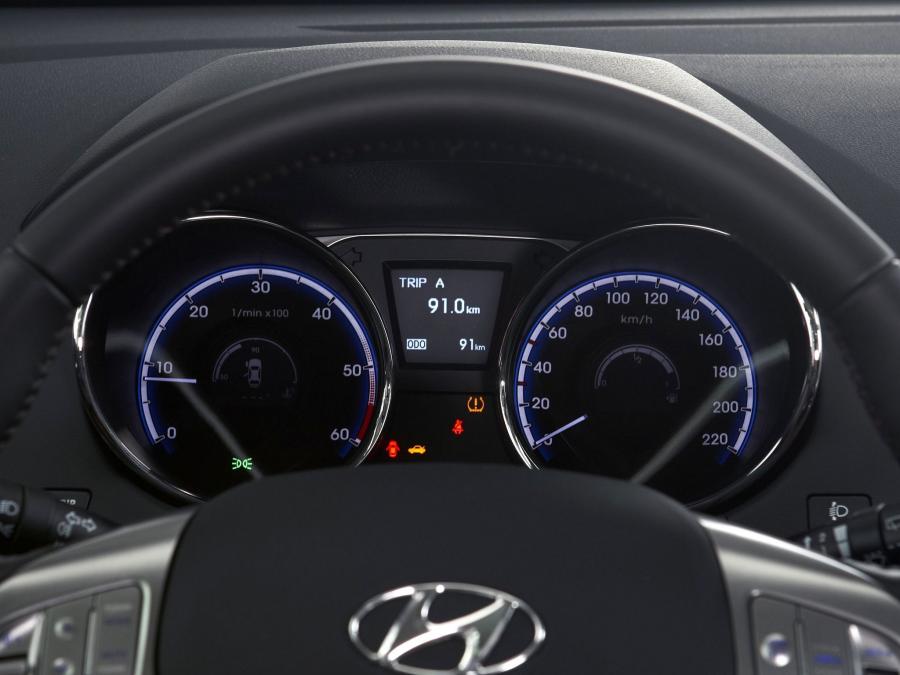  Hyundai ix35 2010 года  (фото 90 из 114)